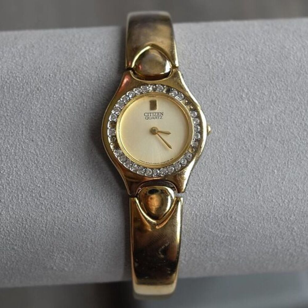Vintage Citizen Ladies' Dress Watch EK5004-54P Gold Tone Crystals Missing Gems